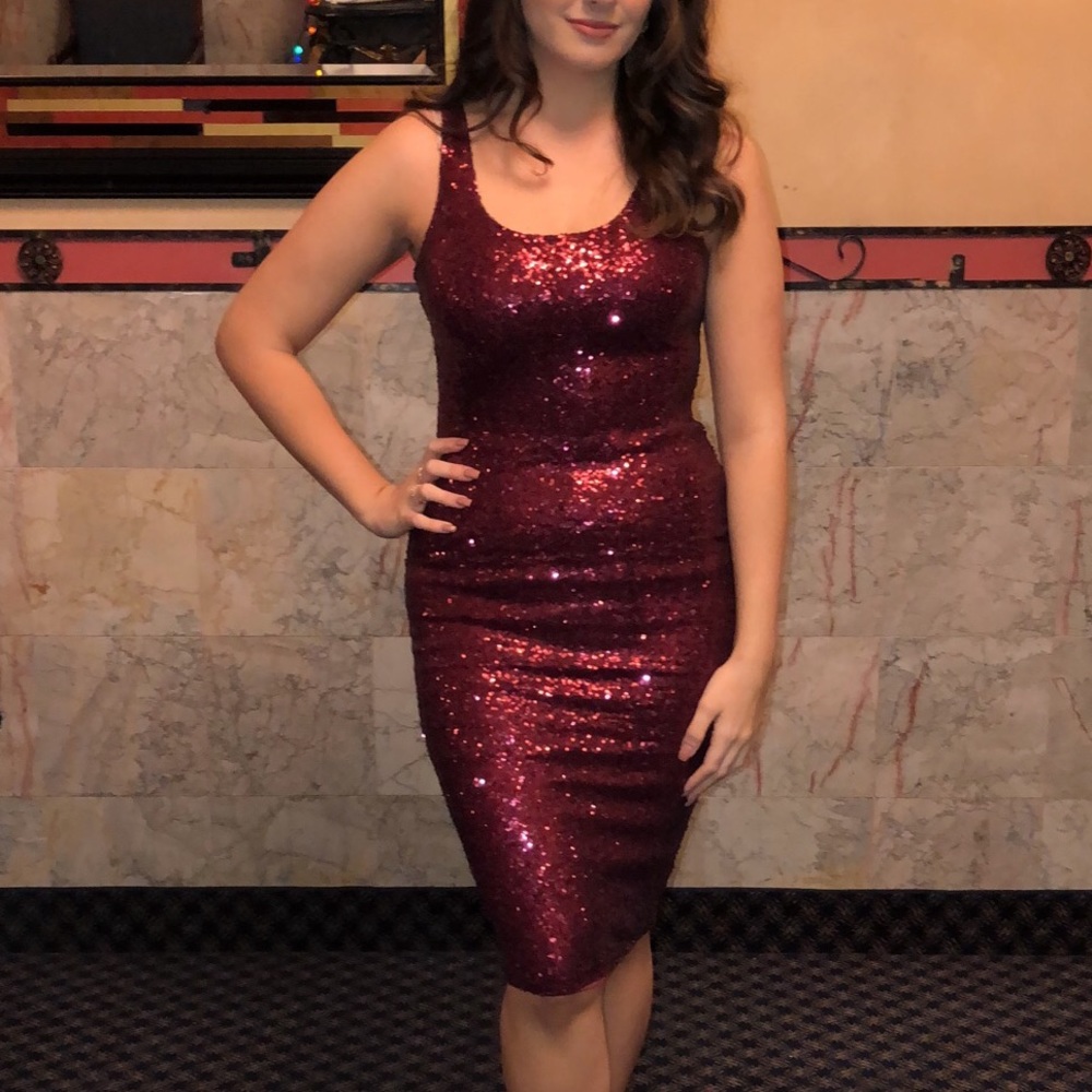 Fashion Nova maroon sequence dress